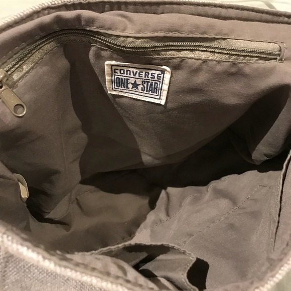 converse canvas messenger bag